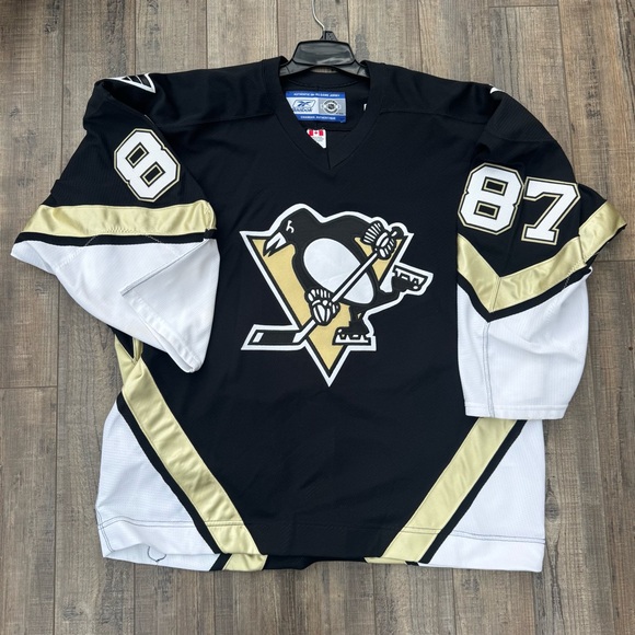 Pittsburg penguins NHL Sidney Crosby On Ice hockey jersey - Picture 1 of 8